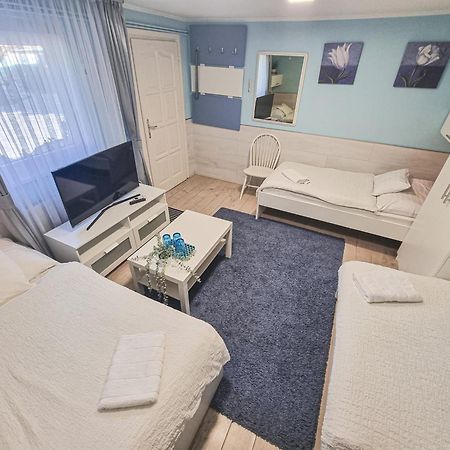 Szivarvany Panzio Szeged Extérieur photo