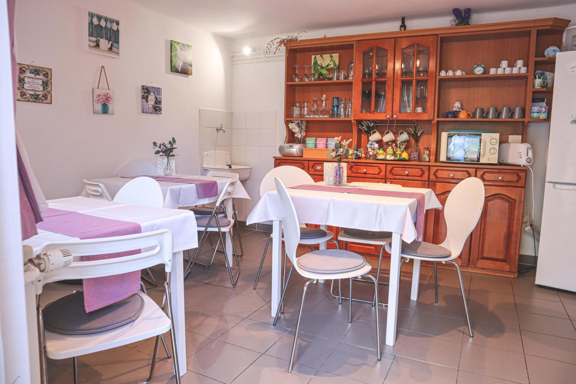 Szivarvany Panzio Szeged Extérieur photo