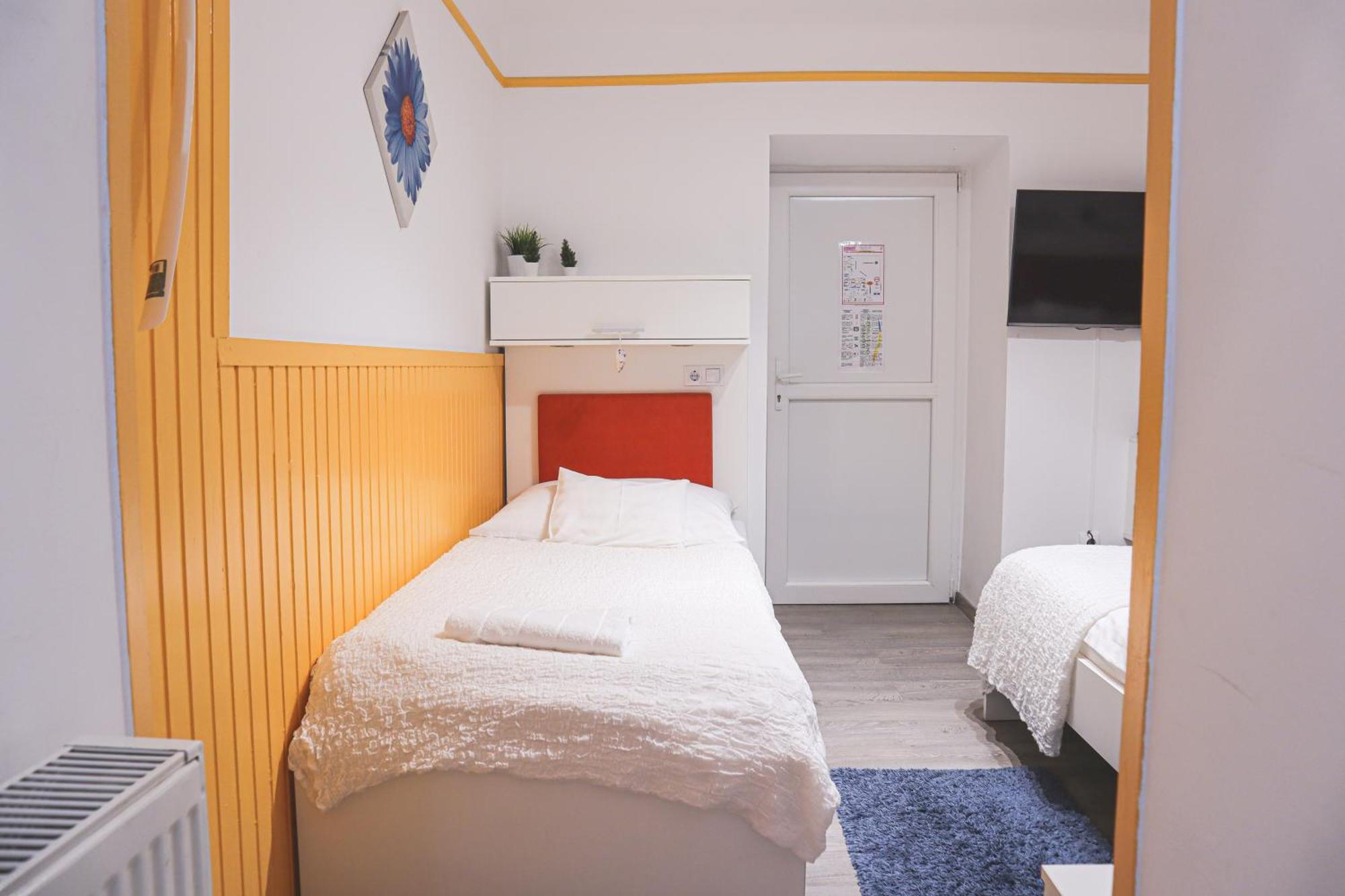 Szivarvany Panzio Szeged Extérieur photo